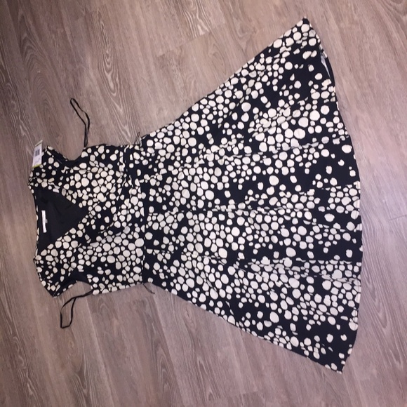 Bust Measuremnts: 38 inches - armpit to armpit Len - Picture 5 of 7